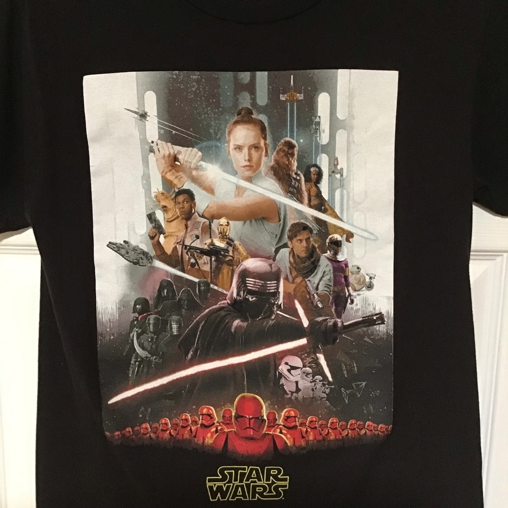 STAR WARS SHORT SLEEVE GRAPHIC TEE